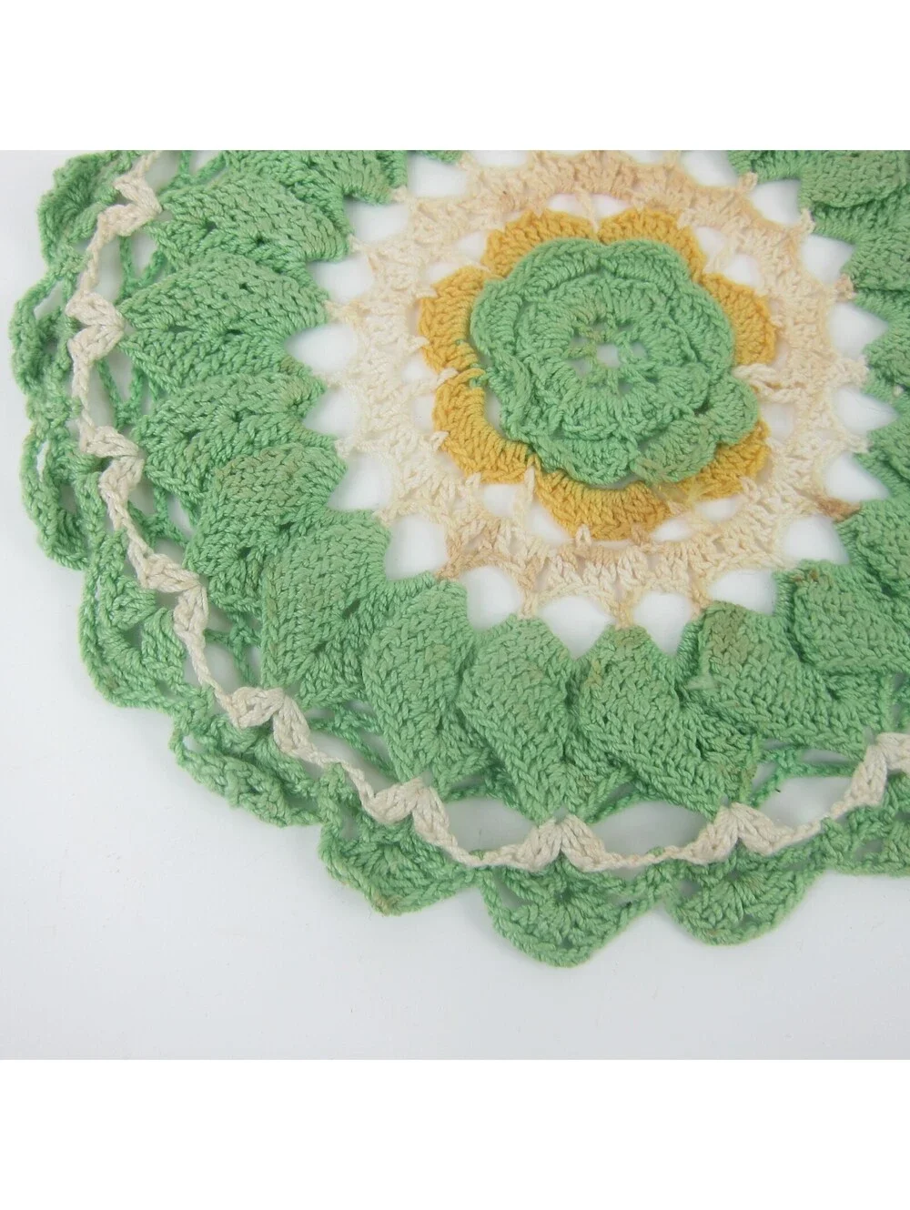 Vintage Rose Hot Plate Doily Green Flowers Yellow Cream 8